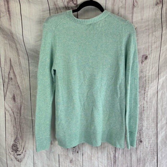 J. Crew Mint Green Crew Neck Long Sleeve Preppy Pastel Easter Sweater Small - Picture 2 of 6